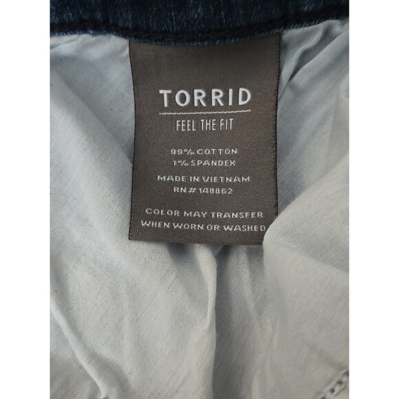 Torrid Women's Boyfriend Straight Jeans Blue 12R Whiskers, Vintage Stretch - Picture 8 of 10